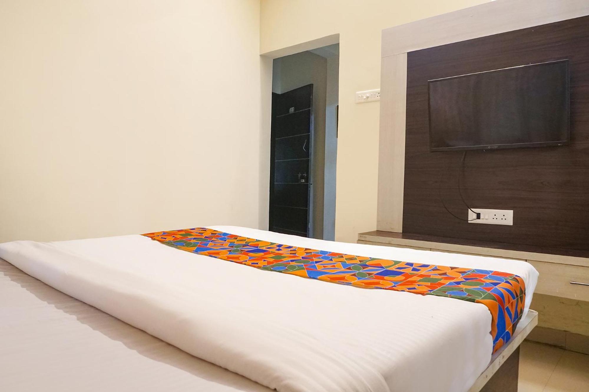 Fabhotel The Guest House ปูเน่ ภายนอก รูปภาพ